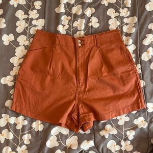 Sale ❣️ Shorts- Levi’s  High Waisted Burnt Orange size 10